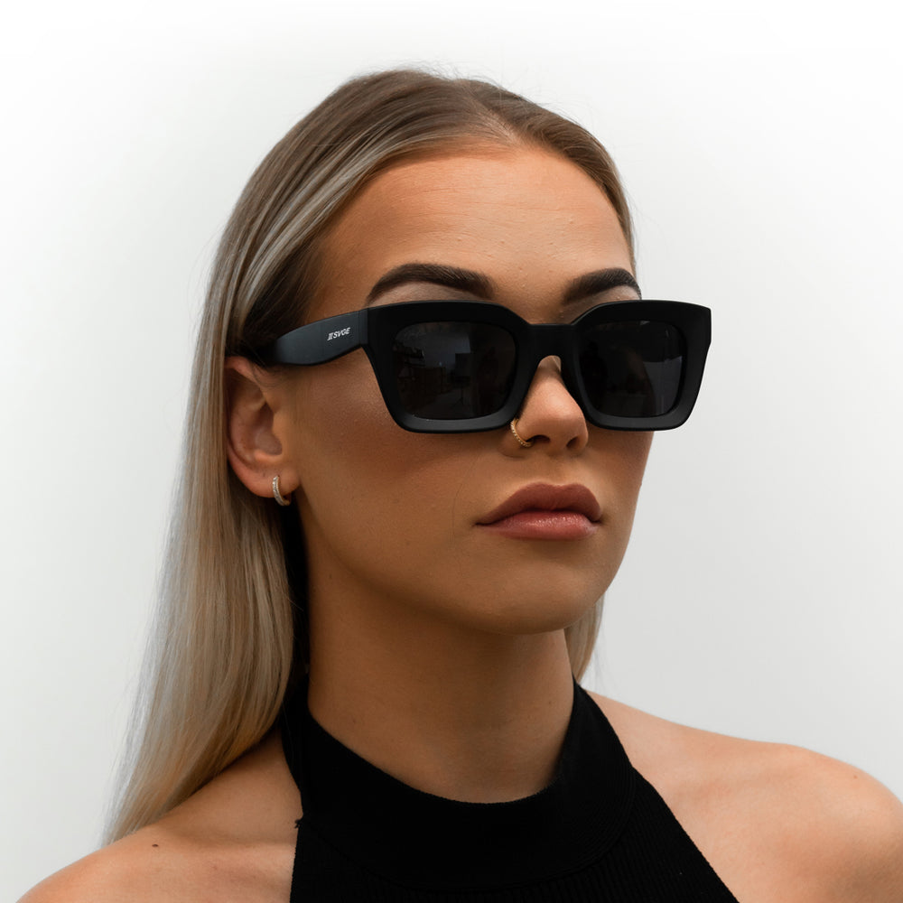 Chico PARADIS COULEUR ブラック TWO SVGE | Premium Sunglasses & Eyewear | Paradiso - Black